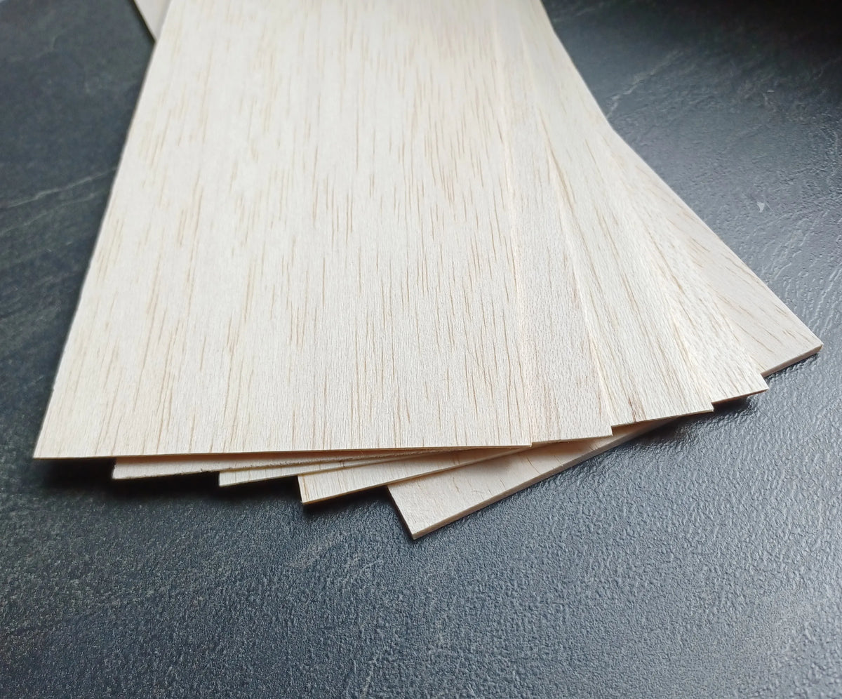 Balsa Hout
