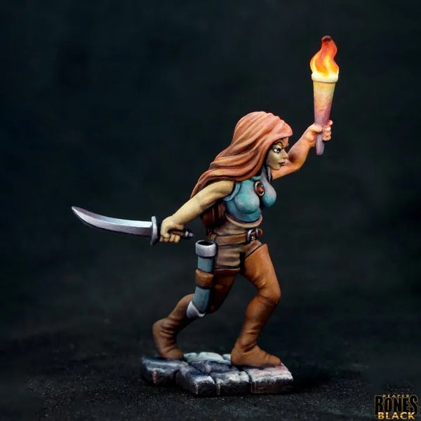 Reaper Miniatures Human Rogue 44235