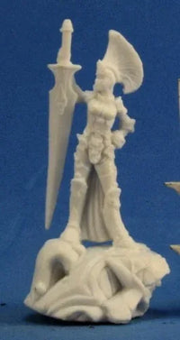 Female Paladin 77302