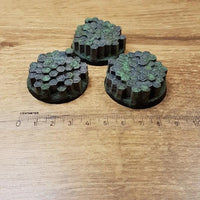 Basalt Rock 40mm Round Bases 3 stuks