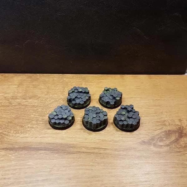 Basalt Rock 32mm Round Bases 5 stuks